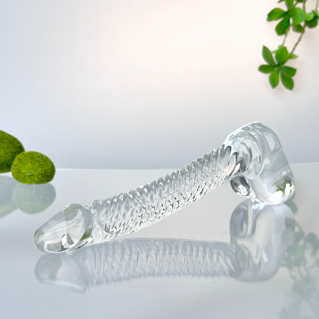 Hand Blown Textured Cear Glass Realistic Anal G-Spot Dildo with Balls Massager Sex Toys for Women Couples